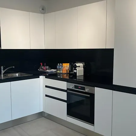 Lägenhet Modern 2 Bedroom With Pool And Sea View & Parking *
